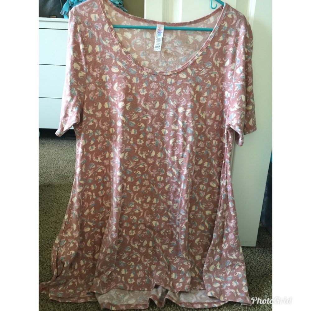 LuLaRoe Perfect Tee
